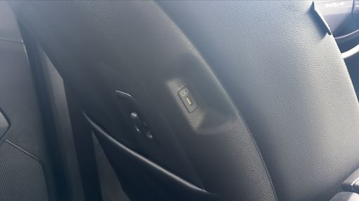 Kia Sportage 1.6 T-GDi 239 BVA8 - GT Line Premium – 2025 – 10279 km – Hybride essence – Boîte Automatique — photo 5