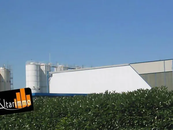 Local d'activité 3200 m²