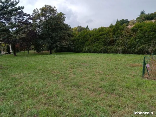 Terrain 700 m² Torcy