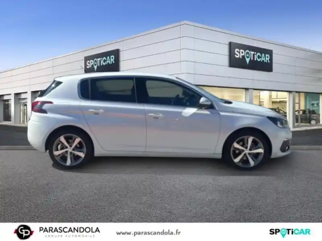 Peugeot 308 1.2 puretech 130ch e6.3 s&amp;s allure — photo 4
