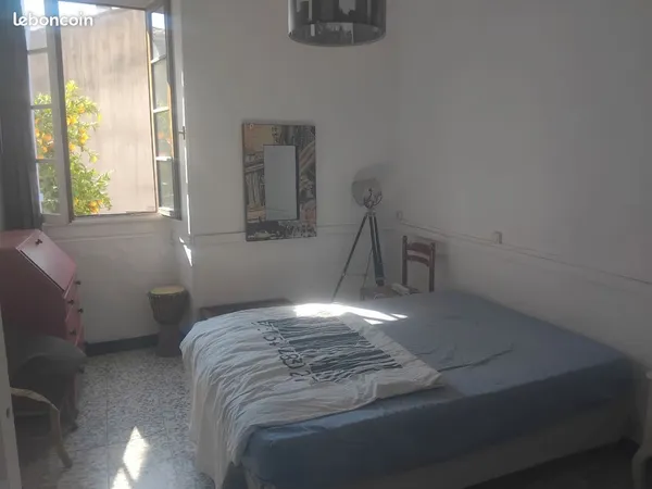 Louchandre avec salle de bain cuisine en colocation. Personne sérieuse