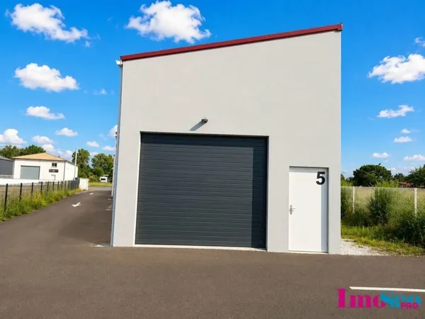 ENTREPOT à VENDRE