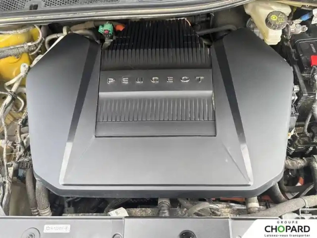 Peugeot 208 electrique 50 kwh 136ch — photo 26