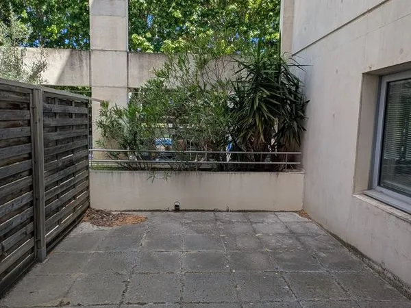 Rare - T1 Léon Blum avec 17m² de terrasse