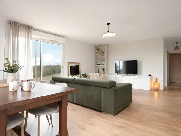 Maison 5 pièces de plain pied 108 m2 - Calme de la campagne