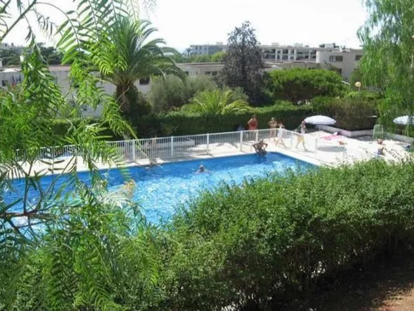 NICE OUEST Napoléon III : Standing Piscine Appartement 37m2