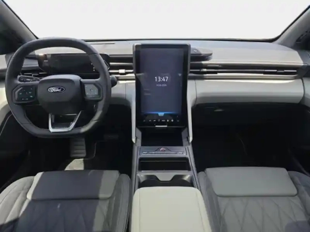 Ford Explorer 286ch extended range 79kwh pack premium rwd — photo 13