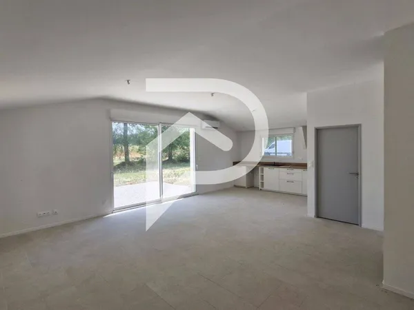Maison de plain-pied 4 pièces 94 m²