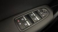 Renault Captur 1.6 E-Tech hybride 145ch Techno — photo 27