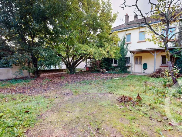 Maison 6 pièces 162 m²