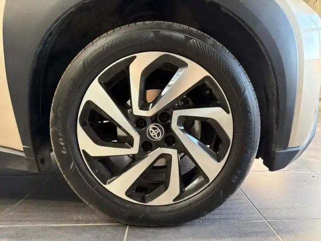 Toyota Aygo X 1.0 vvt-i 72ch design my23 — photo 8
