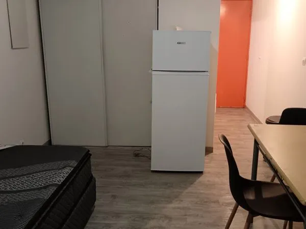 Studio meublé