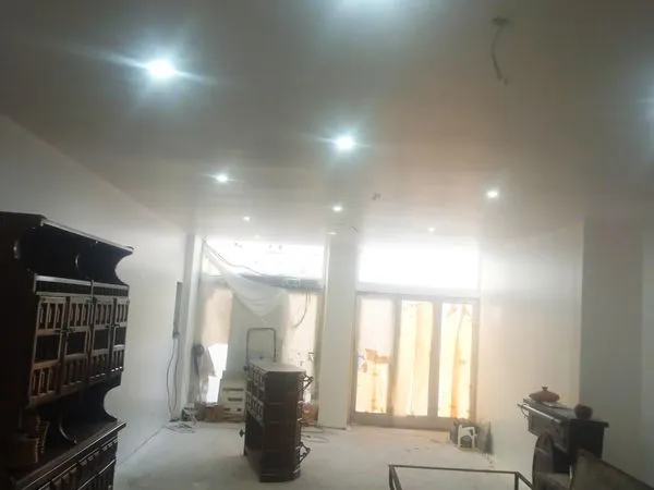 Local commercial