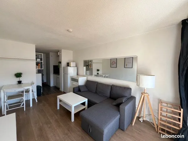 Studio 1 pièce 20 m²