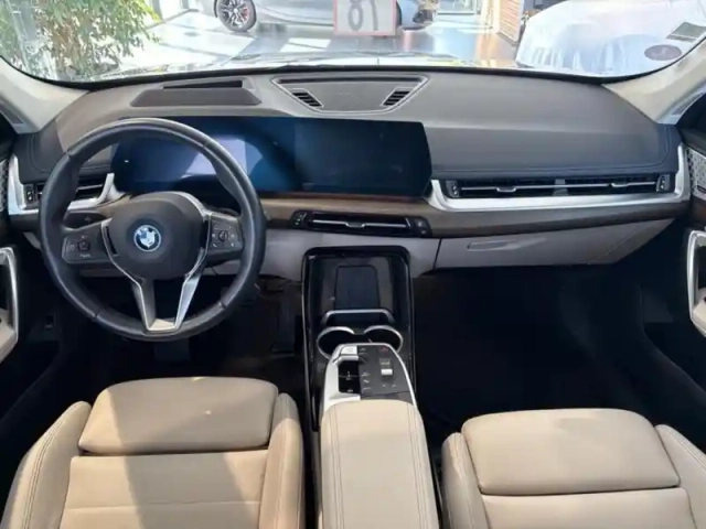 Bmw X1 xdrive30e 326ch xline — photo 5
