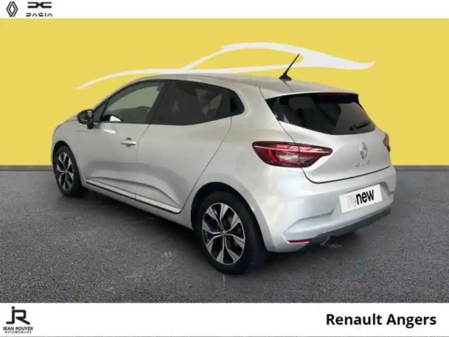 Renault Clio 1.5 blue dci 100ch evolution — photo 26