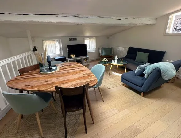 Loue 2 chambres en colocation dans appartement meublé