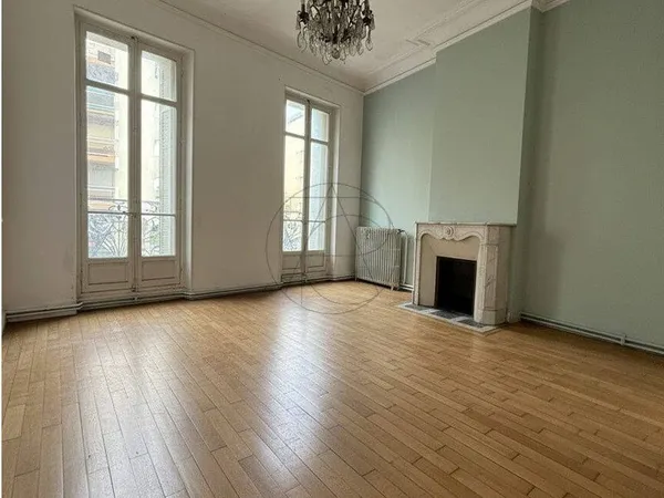 Appartement 4 pièces 101 m²