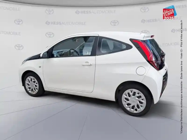 Toyota Aygo 1.0 vvt-i 72ch x-play x-shift 5p — photo 8