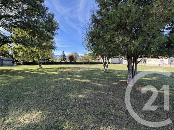 Terrain 1914 m²