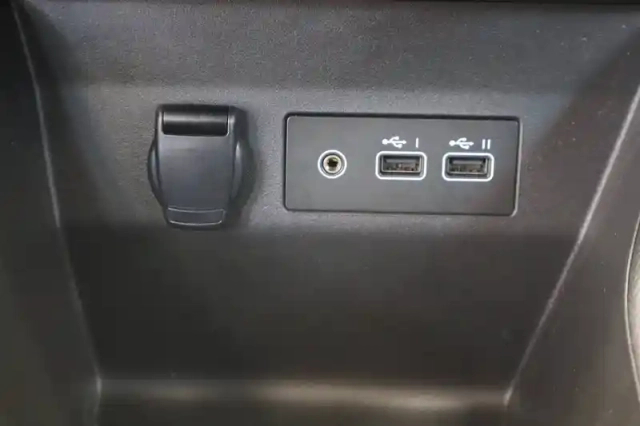 Renault Clio tce 90 — photo 51