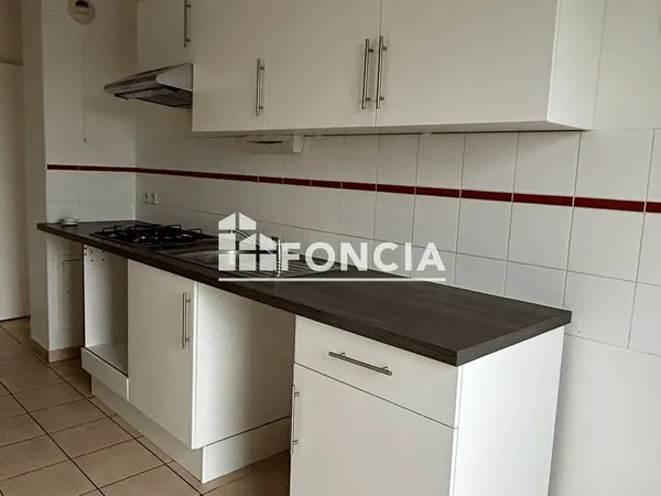 Appartement Location Chartres 4p 87m² 779€