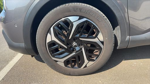 Citroen C4 1.5 BlueHDi 130 EAT8 - Max – 2024 – 26100 km – Diesel – Boîte Automatique — photo 37