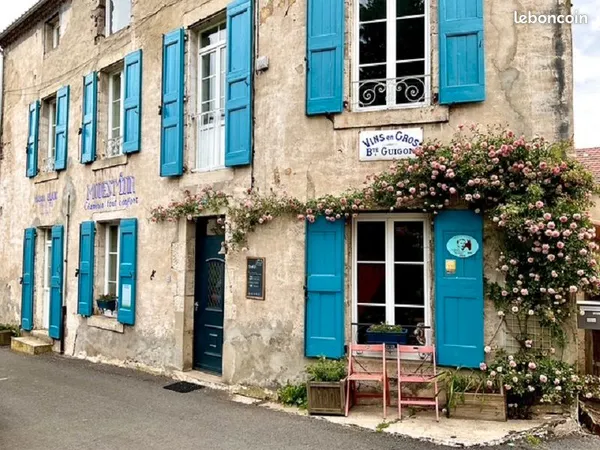 Maison 12 pièces 260 m²