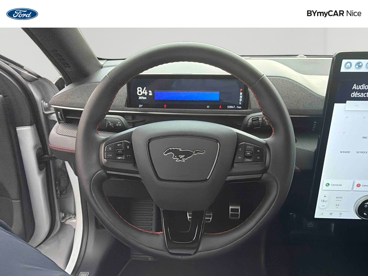 Ford Mustang Mach-E Standard Range 76 kWh 269 ch AWD — photo 10