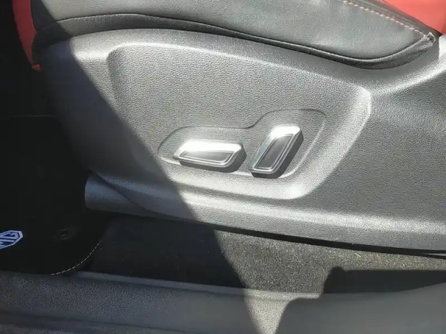 Mg Ehs 1.5t gdi 258ch phev luxury — photo 14