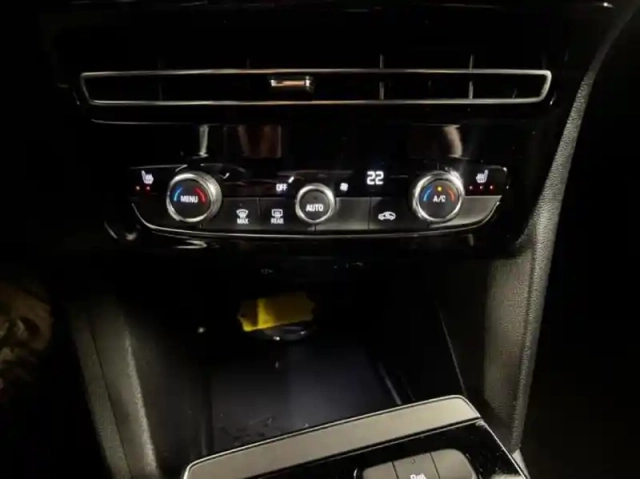 Opel Mokka -e 136ch ultimate — photo 14