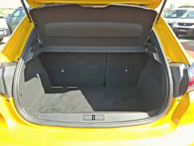 Peugeot 208 electrique 50 kwh 136ch — photo 6