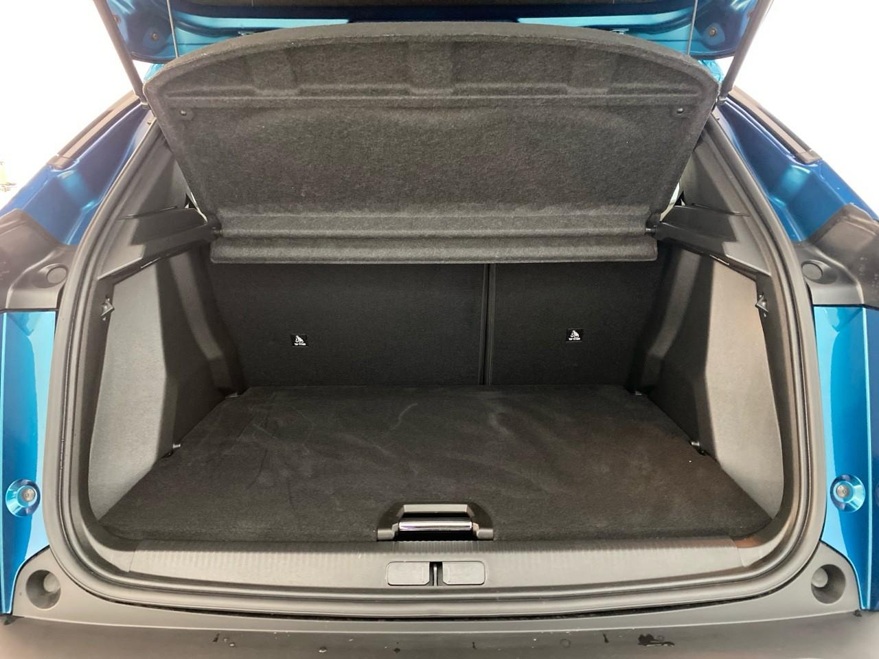 Peugeot 2008 hybrid 145 ch e-dcs6 allure — photo 6