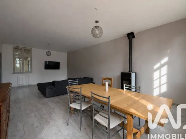Maison 6 pièces 181 m²
