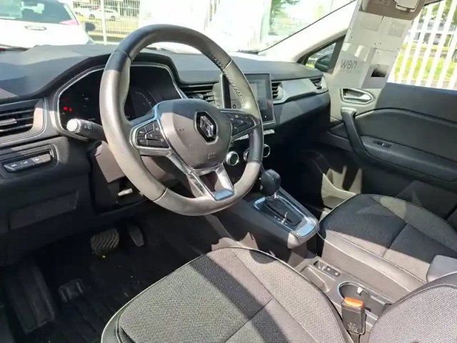 Renault Captur blue dci 115 edc — photo 24