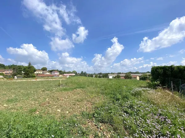 Terrain 370 m²