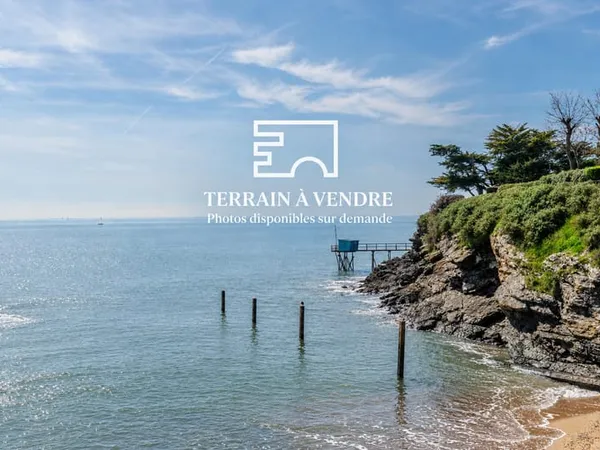 Terrain constructible d'exception à 150 mètres de l'océan