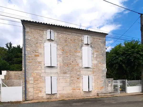 Maison 3 pièces 102 m²