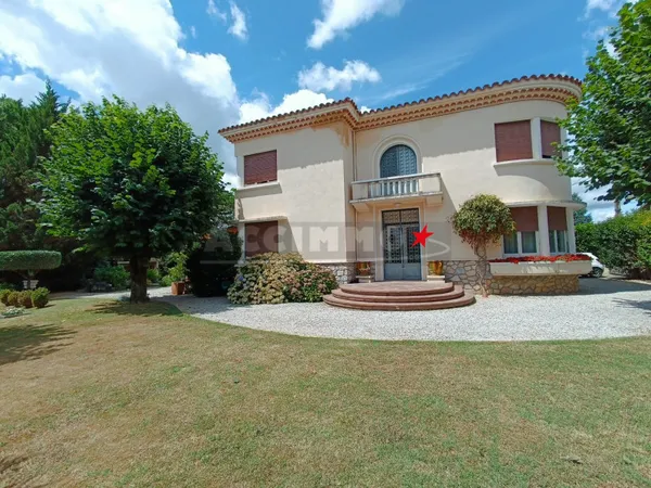 Maison 7 pièces 180 m²