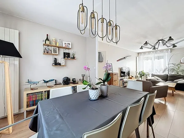 Maison 3 chambres, bureau, jardin et garage - 110m² - Hennebont, rive droite