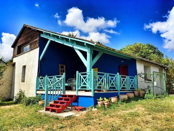 Maison très personnalisée dans cadre exceptionnel.