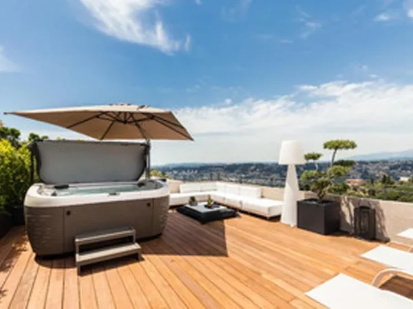 5 PIÈCES de 93m² + UNE TERRASSE + PARKING