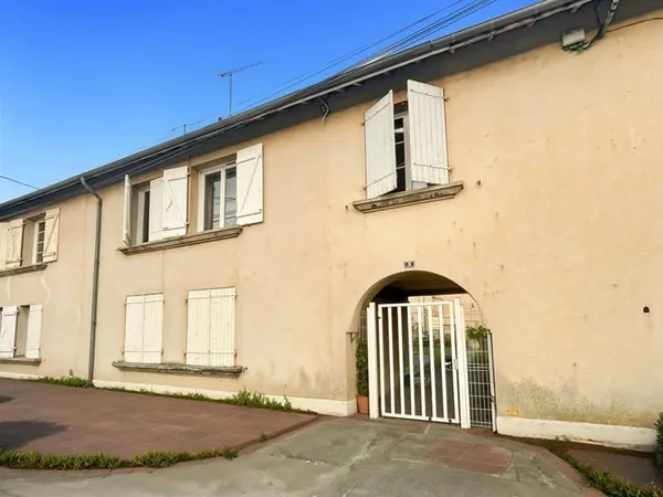 Châteauroux T4 avec jardin & véranda en coeur de ville, Fort potentiel !