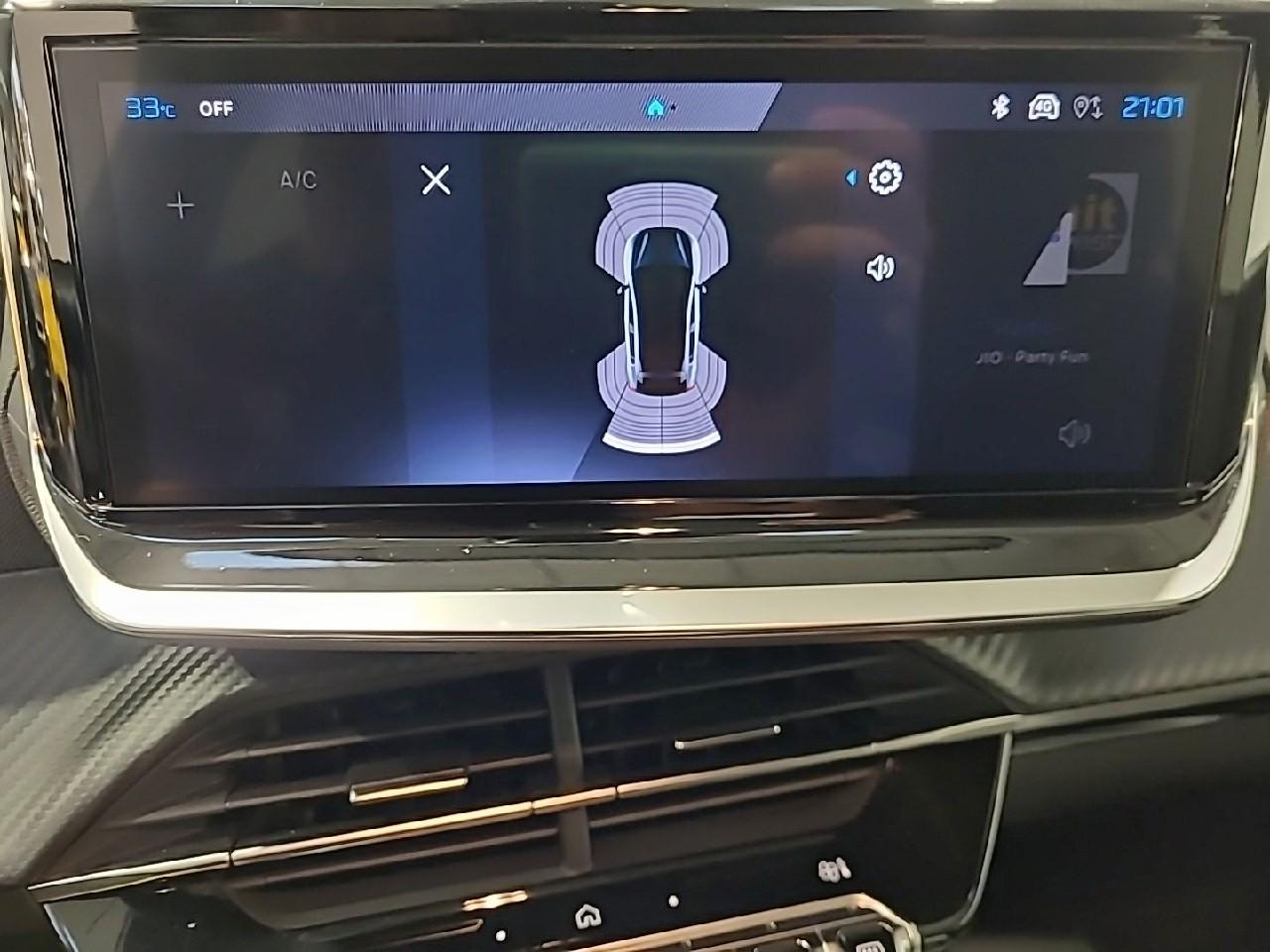 Peugeot 208 hybrid 100 e-dcs6 allure — photo 18