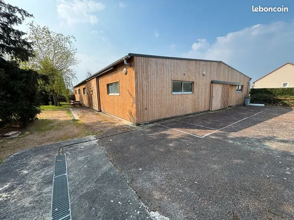 Local d’activité et entrepôt Vente Thevet-Saint-Julien  1000m² 130000€