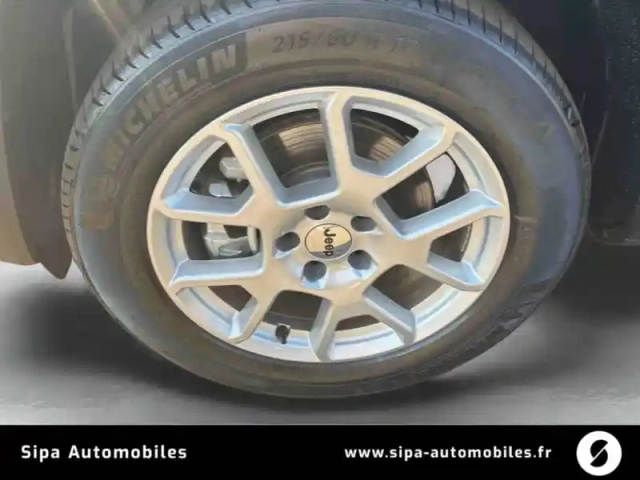 Jeep Renegade 1.5 turbo t4 130 ch bvr7 e-hybrid — photo 9