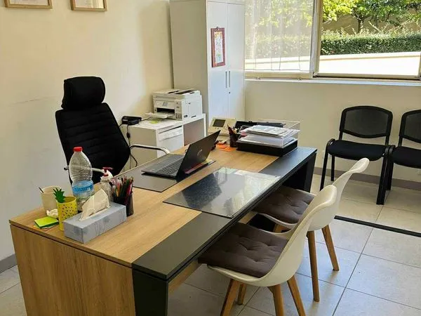 Bureau pour professionnel de santé