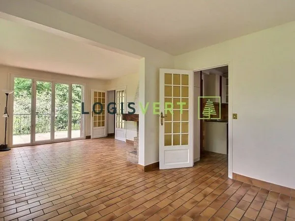 Maison 8 pièces 145 m²