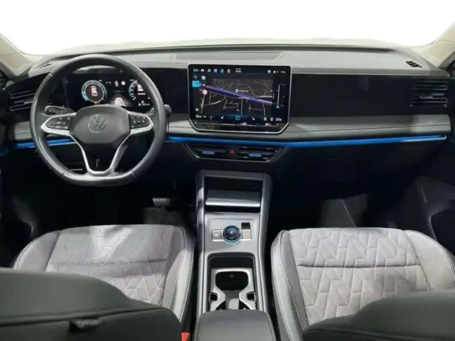 Volkswagen Tiguan 2.0 tdi 150ch dsg7 life plus — photo 8
