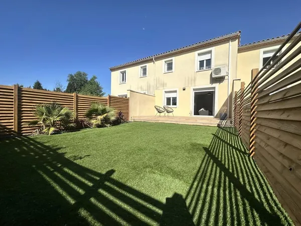 Villa récente Saint Laurent Des Arbres